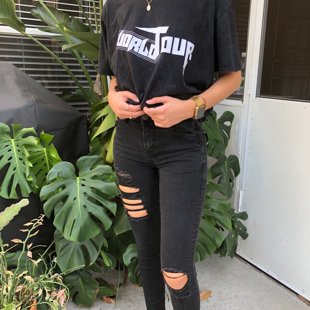 Black ripped jeans